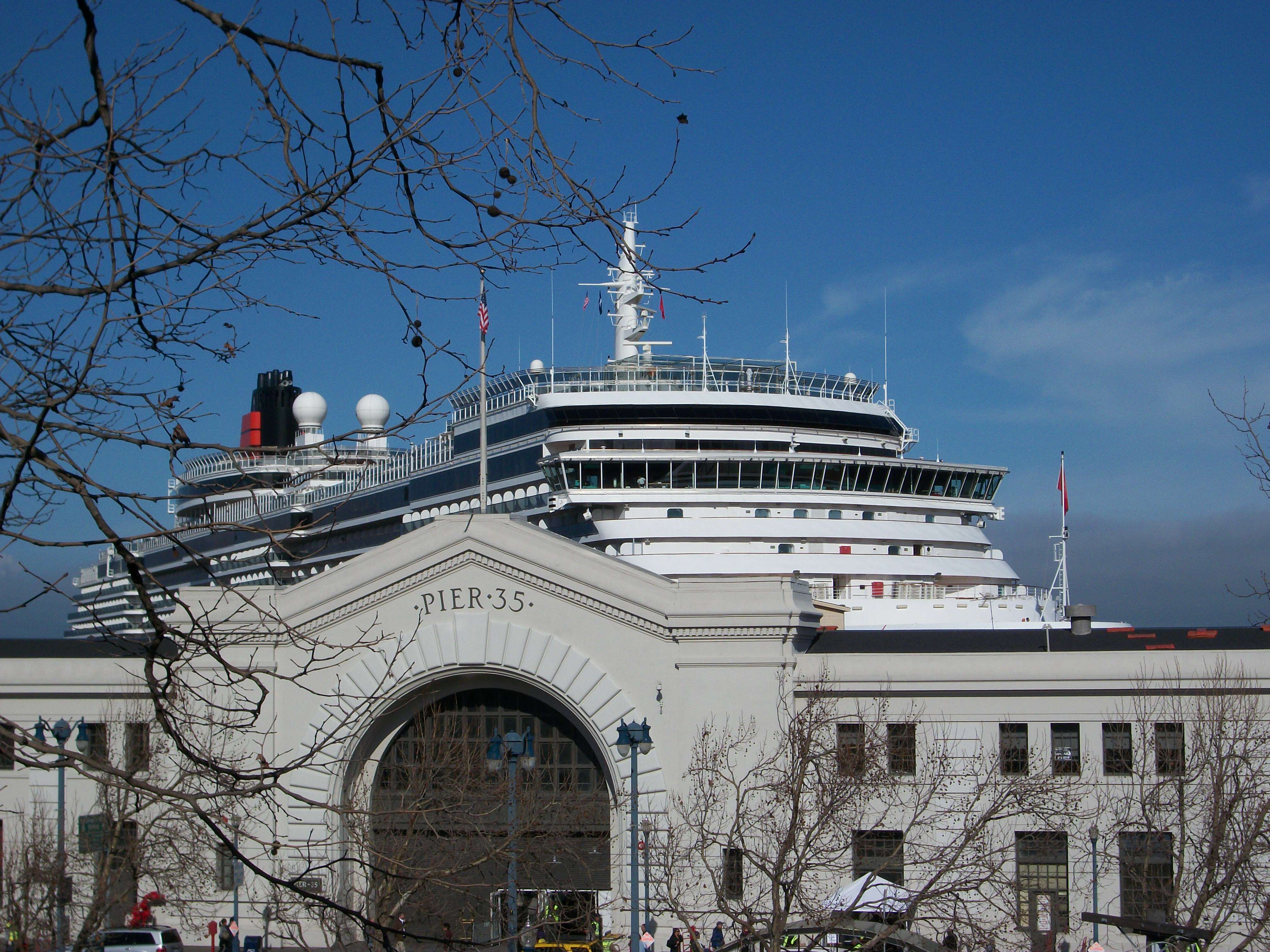 100_0100 Queen Victoria at SF Pier 35