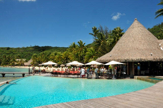 sofitelpool Cocktail Party