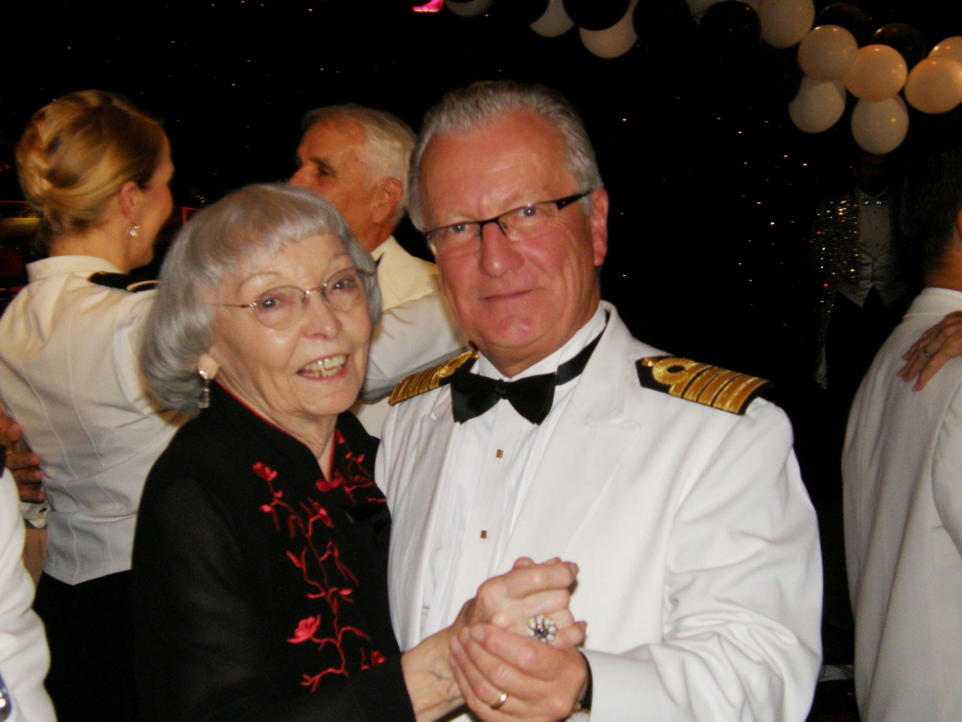 p1011599 Officer's Ball