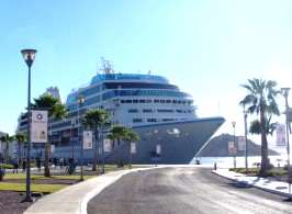 ships_sm Azamara Journey