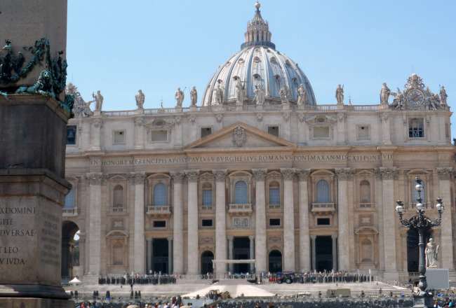 GrandWorld-Vatican-650