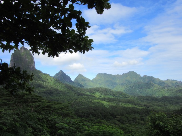 2 Moorea