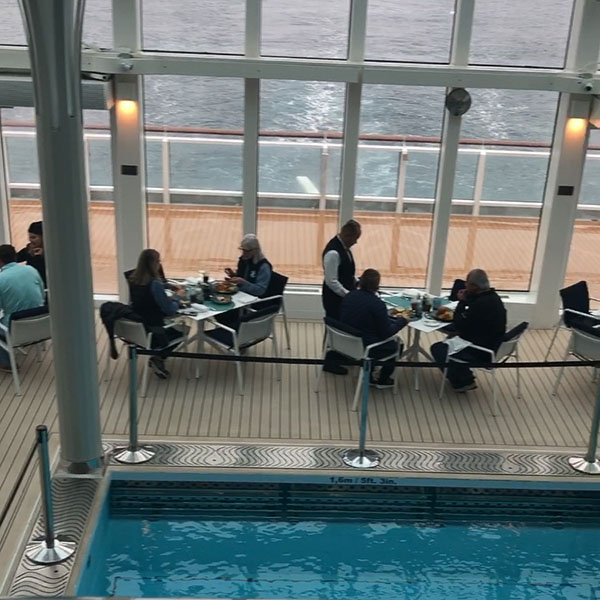 Silver Endeavour pool area